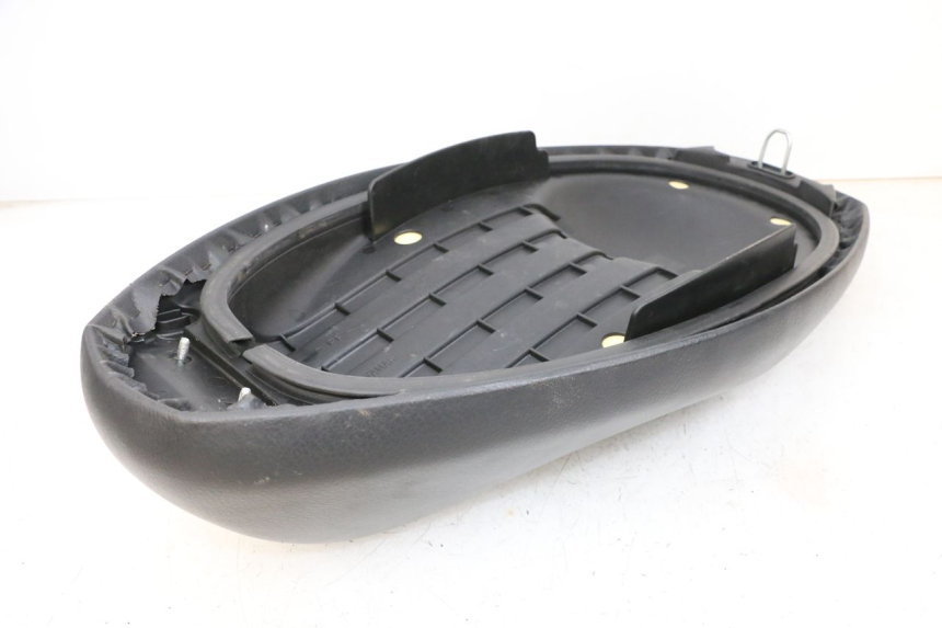 photo de SIEDZENIE MBK FLAME X 125 (2007 - 2016) - Oznaczenia i referencje