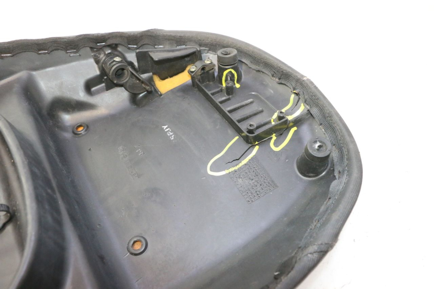 photo de SIEDZENIE PIAGGIO FLY 2T 50 (2004 - 2017) - Zoom jakości