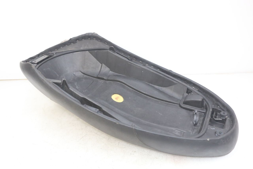 photo de SIEDZENIE PIAGGIO FLY 4T 50 (2013 - 2017) - Część sprawdzona