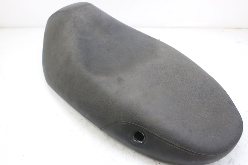 photo de SIEDZENIE PIAGGIO FLY 4T 50 (2013 - 2017) - Punkty mocowania