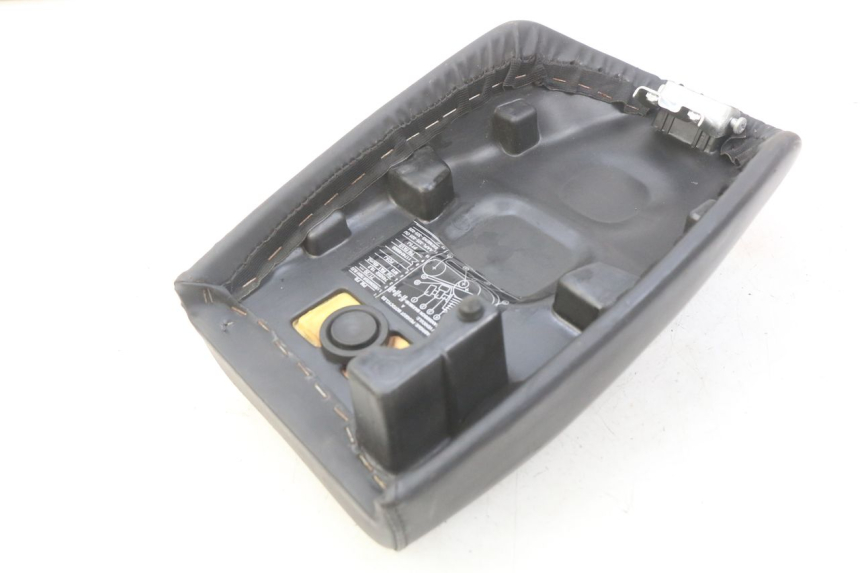 photo de SIEDZENIE PEUGEOT FOX 50 (1995 - 2003) - Punkty mocowania