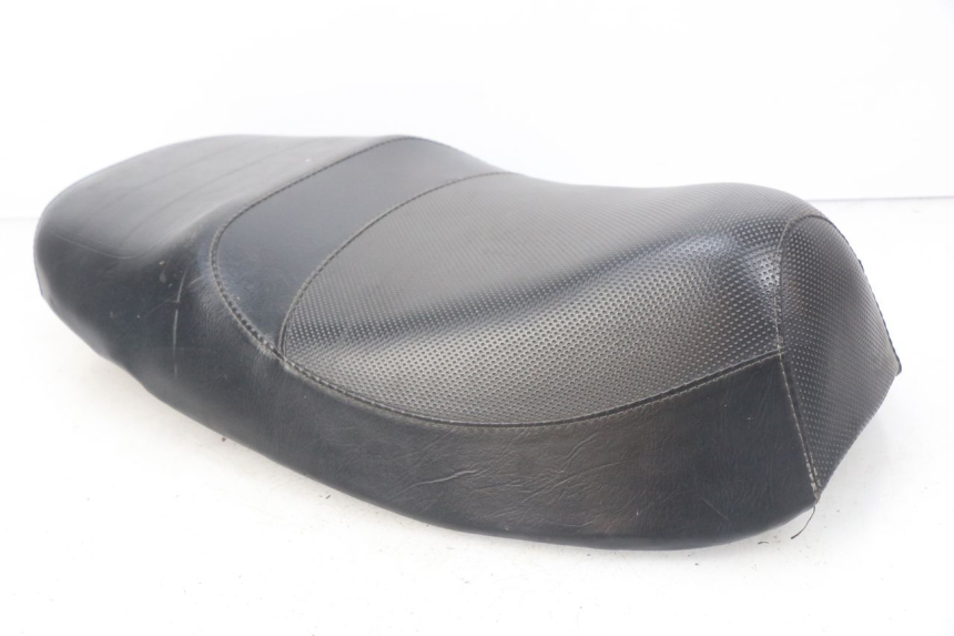 photo de SIEDZENIE SACHS FY125T FY T 125 (2007 - 2011) - Zbliżenie techniczne