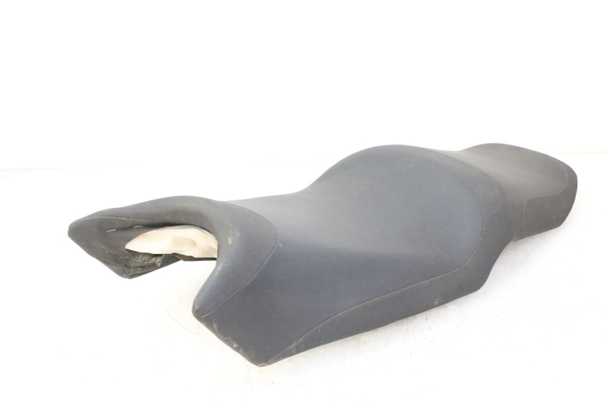 photo de SIEDZENIE YAMAHA FZ6 FAZER S2 600 (2007 - 2011) - Zbliżenie komponentów