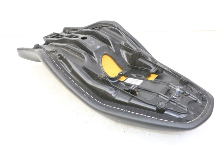 photo de SIEDZENIE BMW G310 R 310 (2016 - 2020) - Zbliżenie techniczne