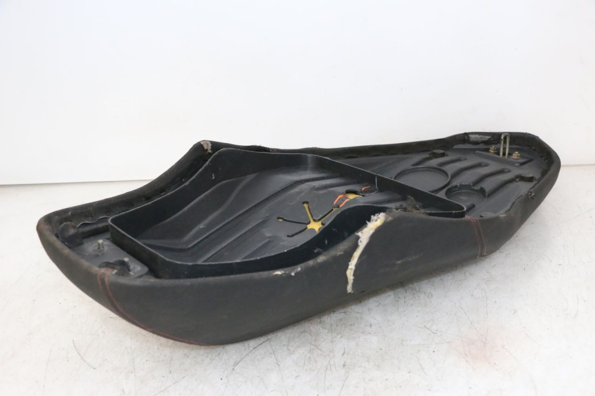 photo de SIEDZENIE NECO GPX LC 2T 50 (2014 - 2018) - Szczegóły charakterystyczne