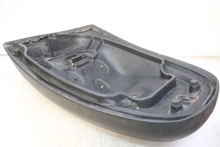 photo de SIEDZENIE KYMCO GRAND DINK 125 (2008 - 2014) - Szczegół części