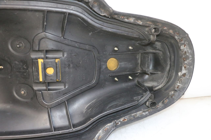 photo de SIEDZENIE KYMCO GRAND DINK 125 (2008 - 2014) - Punkty mocowania