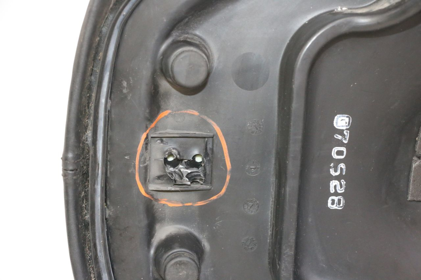 photo de SIEDZENIE KYMCO GRAND DINK 125 (2008 - 2014) - Stan powierzchni