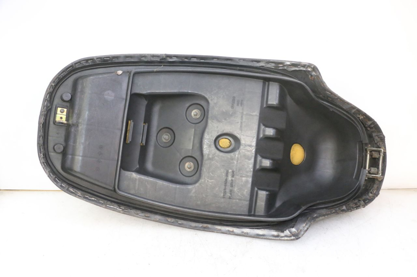 photo de SIEDZENIE KYMCO GRAND DINK 125 (2002 - 2007) - Kontrola wizualna