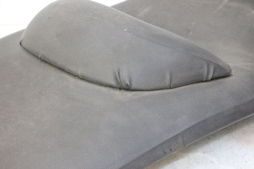 photo de SIEDZENIE KYMCO GRAND DINK 125 (2002 - 2007) - Stan powierzchni