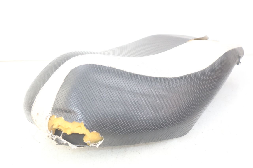 photo de SIEDZENIE TNT MOTOR GRIDO 2T 50 (2010 - 2019) - Zbliżenie komponentów