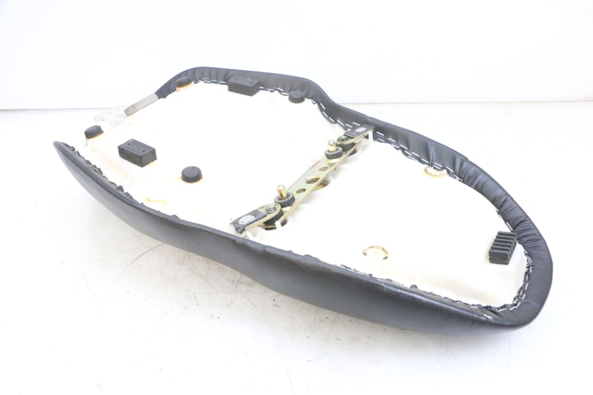 photo de SIEDZENIE SUZUKI GSF N BANDIT 600 (1996 - 1999) - Szczegół części