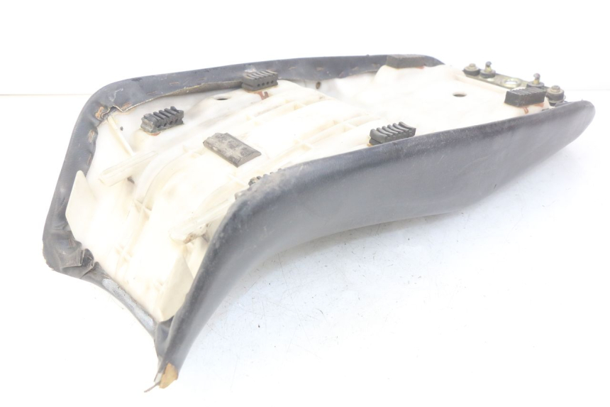 photo de SIEDZENIE SUZUKI GSX-F GSX  F 1100 (1988 - 1994) - Zoom stanu zużycia