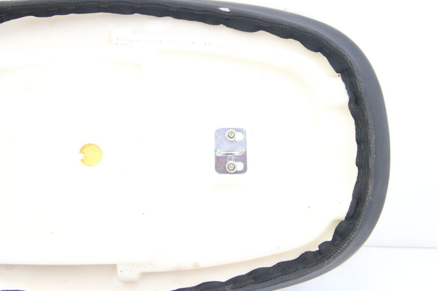 photo de SIEDZENIE JM MOTORS GT LINE 4T 50 (2021 - 2023) - Stan powierzchni