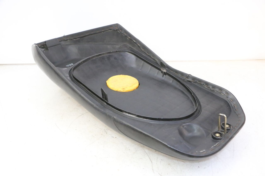 photo de SIEDZENIE DAELIM HISTORY 125 (2001 - 2002) - Szczegóły charakterystyczne