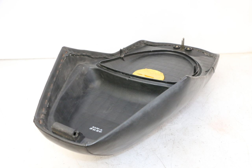 photo de SIEDZENIE DAELIM HISTORY 125 (2001 - 2002) - Zbliżenie komponentów