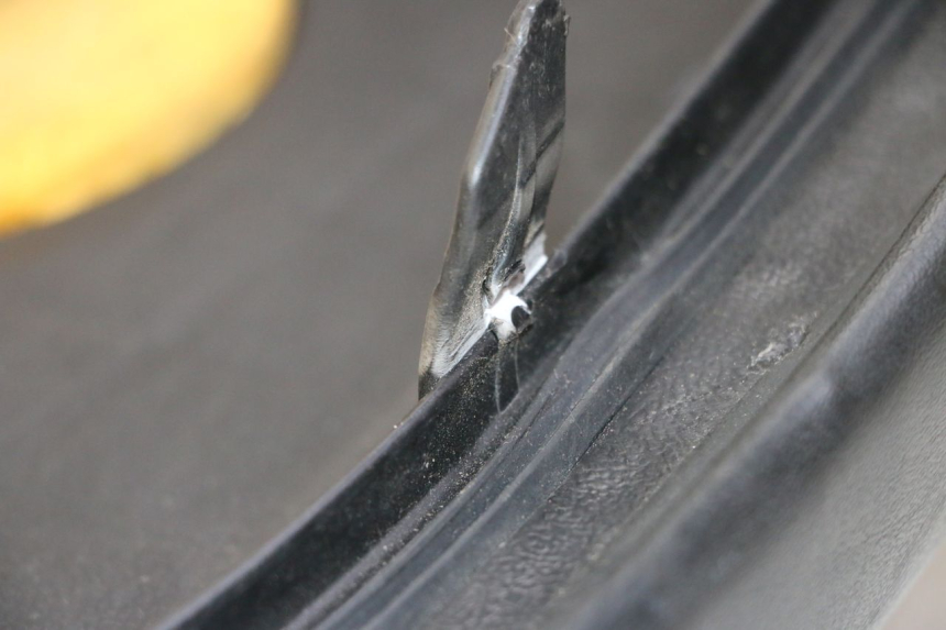 photo de SIEDZENIE DAELIM HISTORY 125 (2001 - 2002) - Zoom stanu zużycia