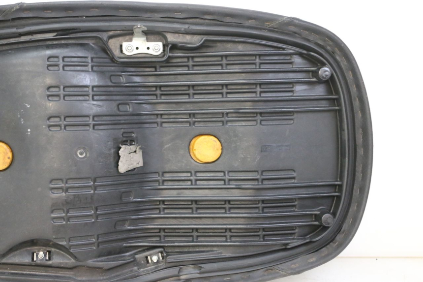 photo de SIEDZENIE HONDA FES S-WING SWING ABS 125 (2007 - 2015) - Kontrola wizualna