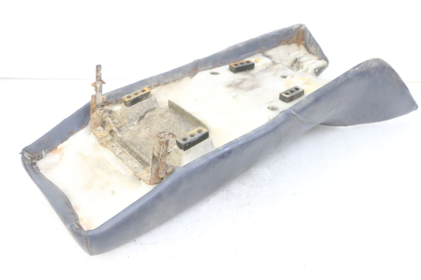 photo de SIEDZENIE HONDA MTX TC02 125 (1987 - 1989) - Zoom stanu zużycia