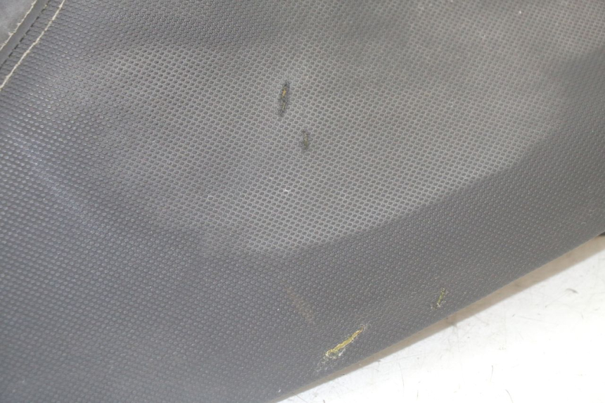 photo de SIEDZENIE HONDA PCX (JF57/JF64) 125 (2014 - 2018) - Stan powierzchni