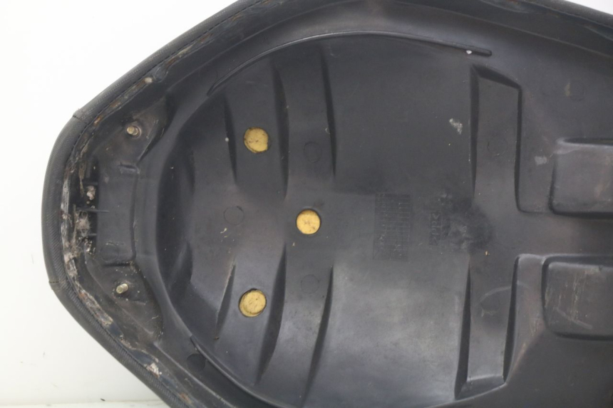 photo de SIEDZENIE KEEWAY HURRICANE 50 (2006 - 2019) - Zoom stanu zużycia