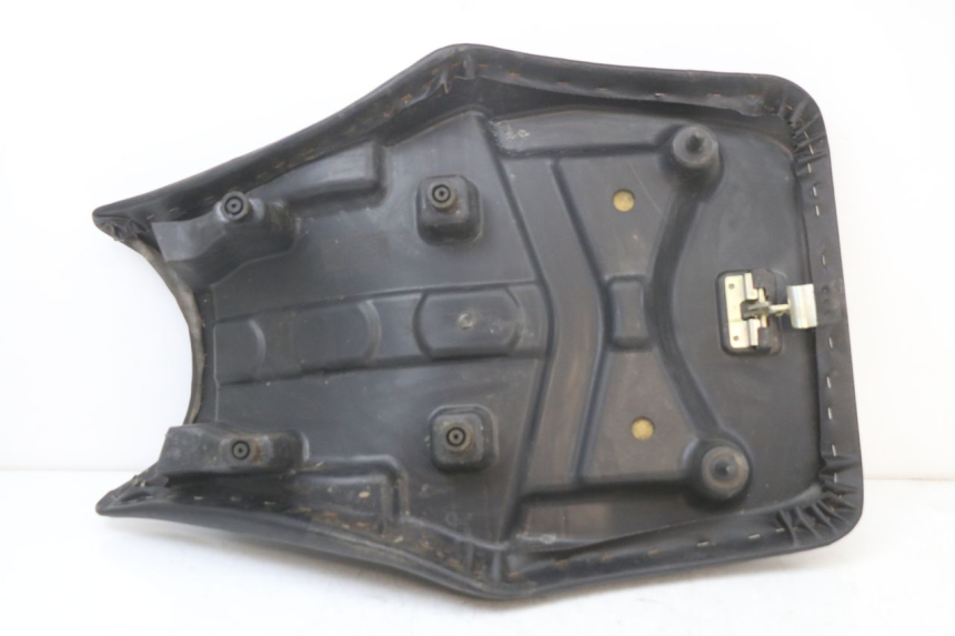 photo de SIEDZENIE HYTRACK HY S 4X4 410 (2013 - 2016) - Oznaczenia i referencje