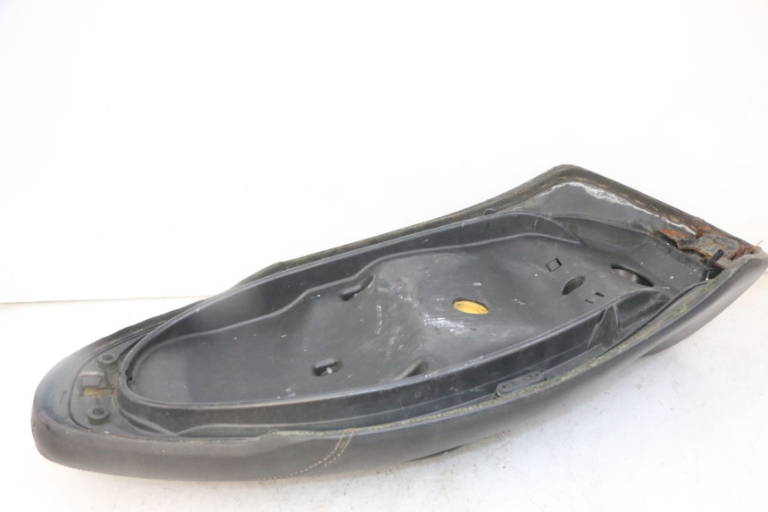 photo de SIEDZENIE PIAGGIO IE MP3 YOURBAN 300 (2011 - 2016) - Inny kąt widzenia