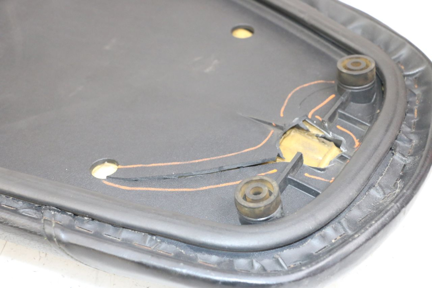 photo de SIEDZENIE SYM JET 14 4T 50 (2018 - 2022) - Szczegóły charakterystyczne