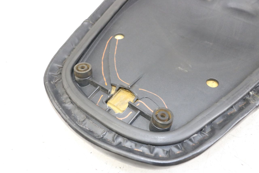 photo de SIEDZENIE SYM JET 14 4T 50 (2018 - 2022) - Zbliżenie komponentów