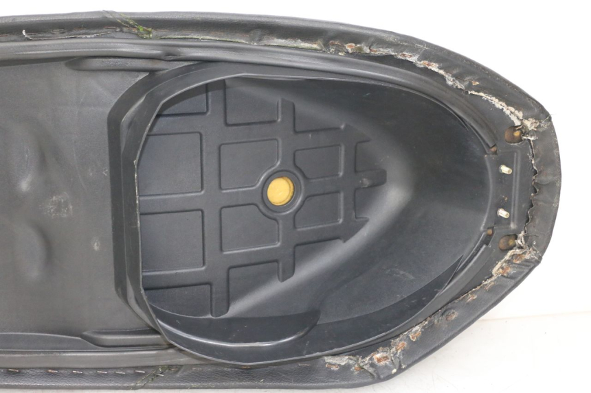 photo de SIEDZENIE SYM JET 14 4T 50 (2018 - 2022) - Widok z bliska