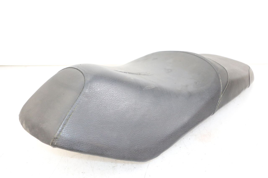 photo de SIEDZENIE SYM JET 14 4T 50 (2018 - 2022) - Zoom stanu zużycia