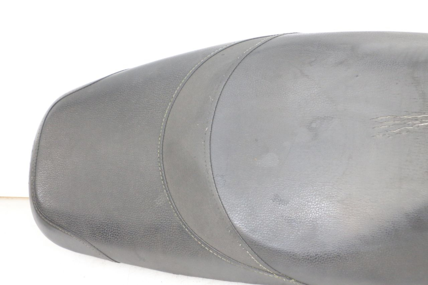 photo de SIEDZENIE SYM JET 14 4T 50 (2018 - 2022) - Punkty mocowania