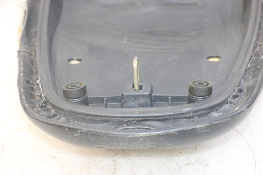 photo de SIEDZENIE SYM JET 14 4T 50 (2018 - 2022) - Oznaczenia i referencje