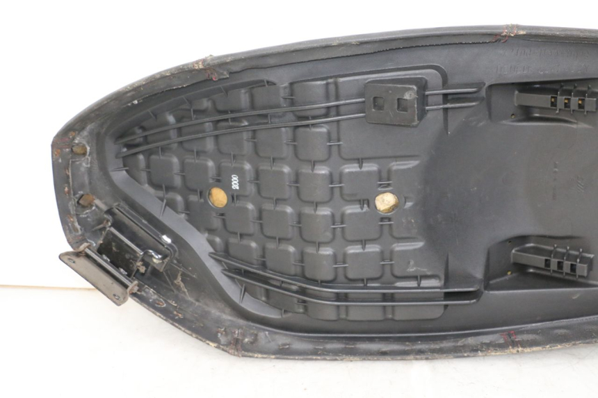 photo de SIEDZENIE SYM JOYRIDE EVO 125 (2009 - 2016) - Zbliżenie komponentów