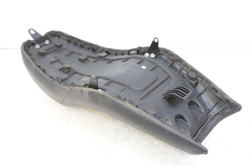 photo de SIEDZENIE KEEWAY K-LIGHT KLIGHT 125 (2018 - 2025) - Zbliżenie techniczne