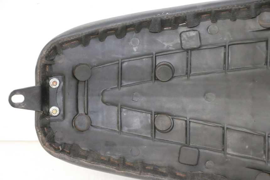 photo de SIEDZENIE KEEWAY K-LIGHT KLIGHT 125 (2018 - 2025) - Punkty mocowania