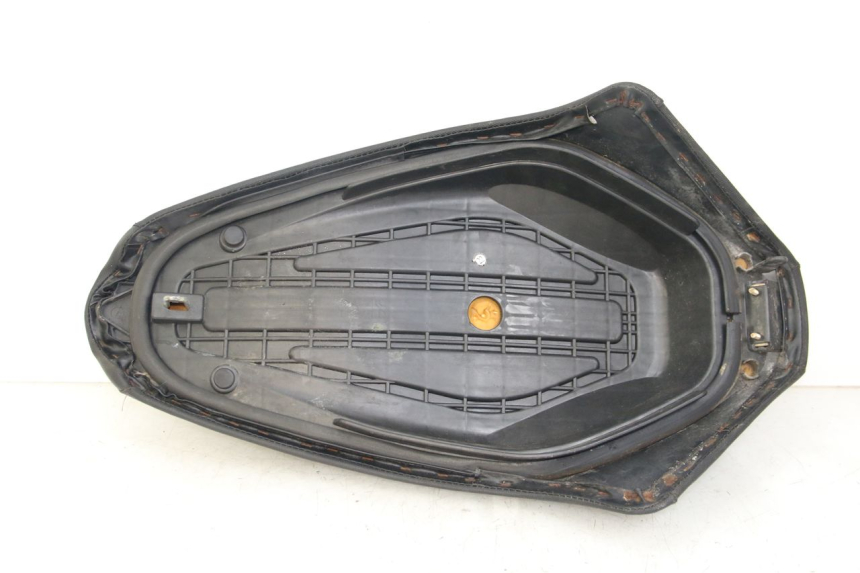 photo de SIEDZENIE RIDE KALLIO 50 (2010 - 2019) - Szczegóły charakterystyczne