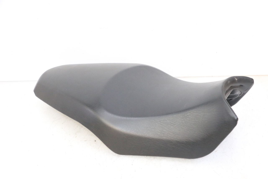 photo de SIEDZENIE KIDEN KD125-G 125 (2018 - 2022) - Punkty mocowania