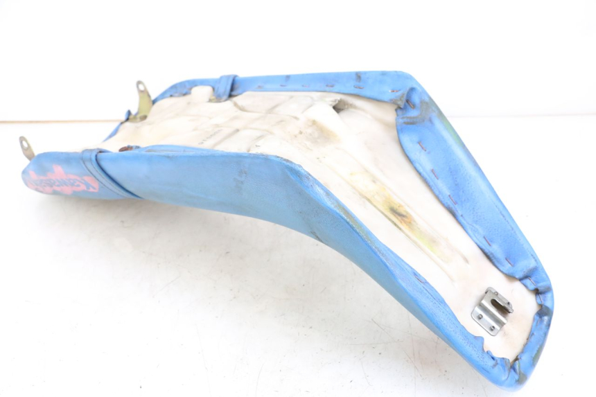 photo de SIEDZENIE KAWASAKI KDX 125 (1990 - 1991) - Zbliżenie techniczne