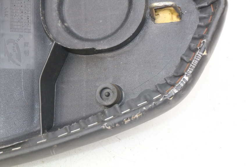 photo de SIEDZENIE PEUGEOT KISBEE 2T 50 (2010 - 2017) - Część sprawdzona