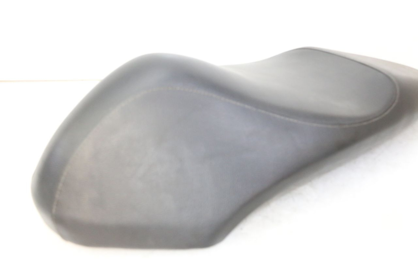 photo de SIEDZENIE PEUGEOT KISBEE 2T 50 (2010 - 2017) - Szczegół części