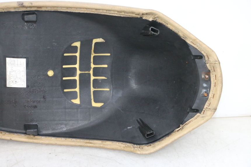 photo de SIEDZENIE PEUGEOT KISBEE 2T 50 (2010 - 2017) - Szczegóły charakterystyczne