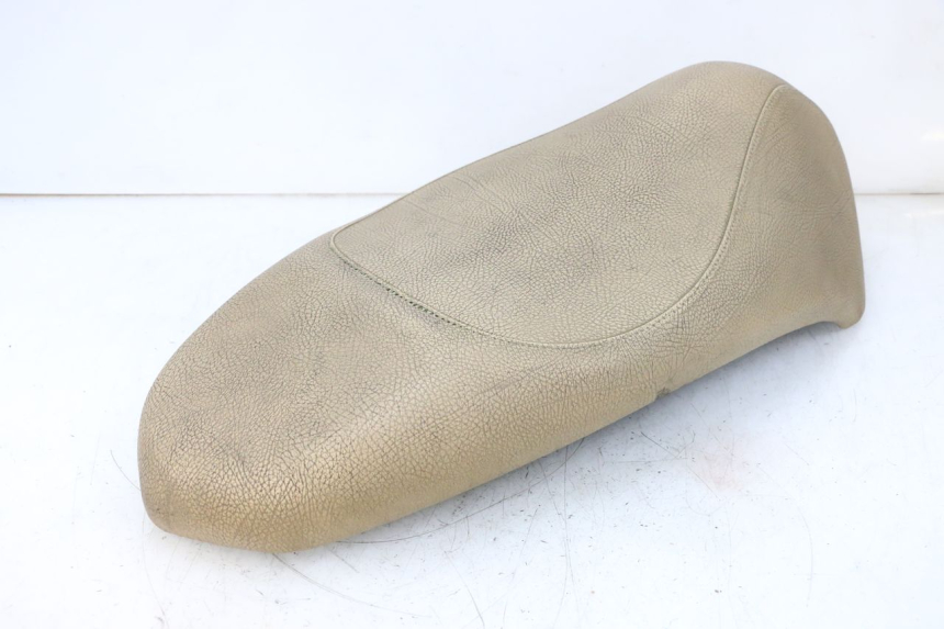 photo de SIEDZENIE PEUGEOT KISBEE 2T 50 (2010 - 2017) - Struktura - zbliżenie