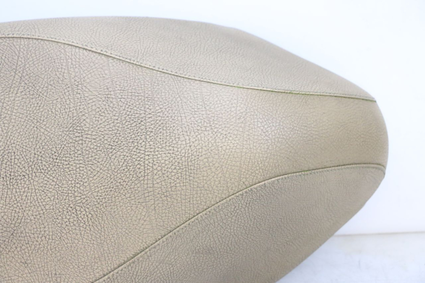 photo de SIEDZENIE PEUGEOT KISBEE 2T 50 (2010 - 2017) - Widok profilu