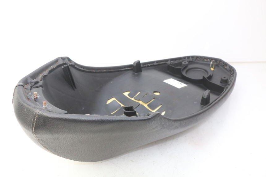 photo de SIEDZENIE PEUGEOT KISBEE 4T 50 (2018 - 2022) - Punkty mocowania