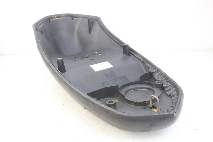 photo de SIEDZENIE PEUGEOT KISBEE 4T 50 (2010 - 2017) - Widok ogólny