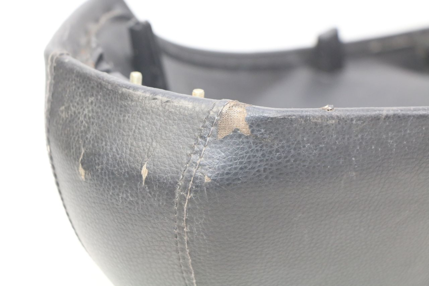 photo de SIEDZENIE PEUGEOT KISBEE 4T 50 (2010 - 2017) - Stan powierzchni