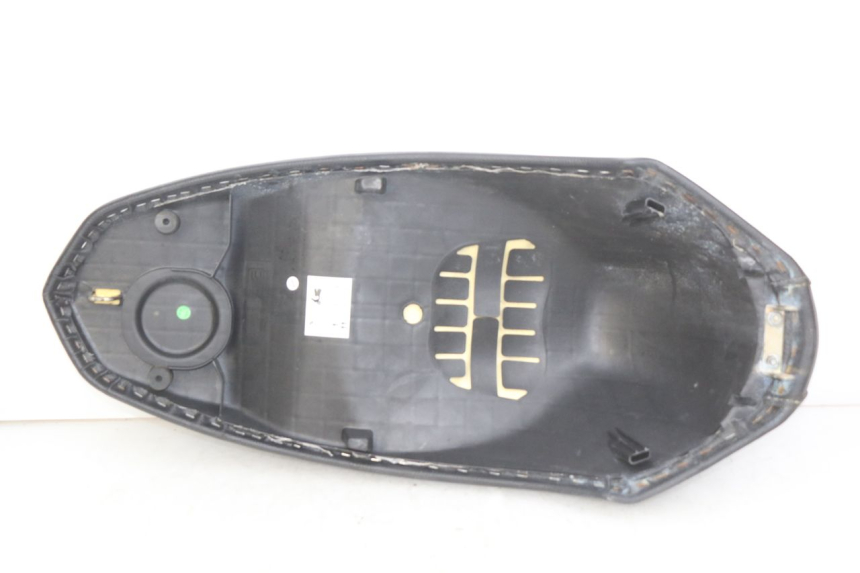 photo de SIEDZENIE PEUGEOT KISBEE 4T 50 (2018 - 2022) - Widok produktu