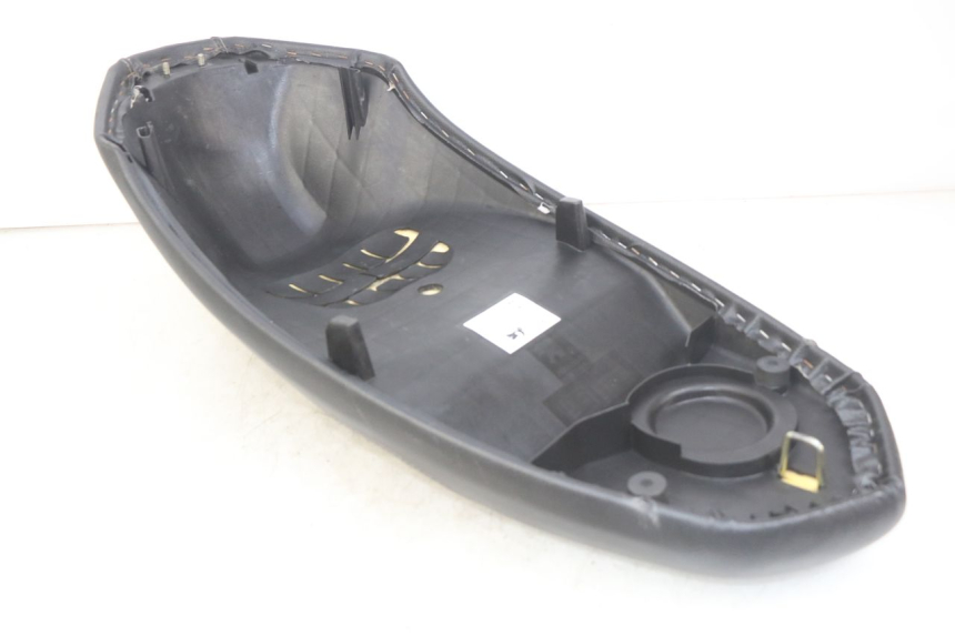 photo de SIEDZENIE PEUGEOT KISBEE 4T 50 (2018 - 2022) - Widok produktu