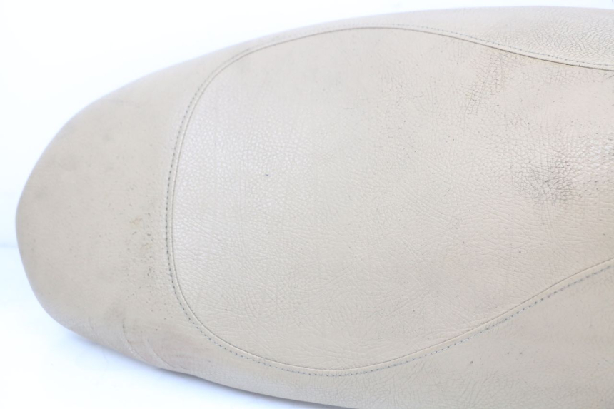 photo de SIEDZENIE PEUGEOT KISBEE 4T 50 (2010 - 2017) - Szczegół części